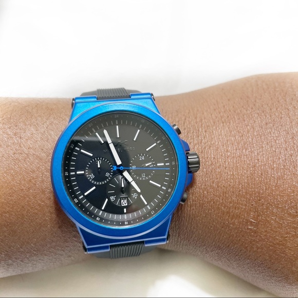 MICHAEL KORS DYLAN BLACK SILICONE STRAP WATCH - Picture 11 of 12